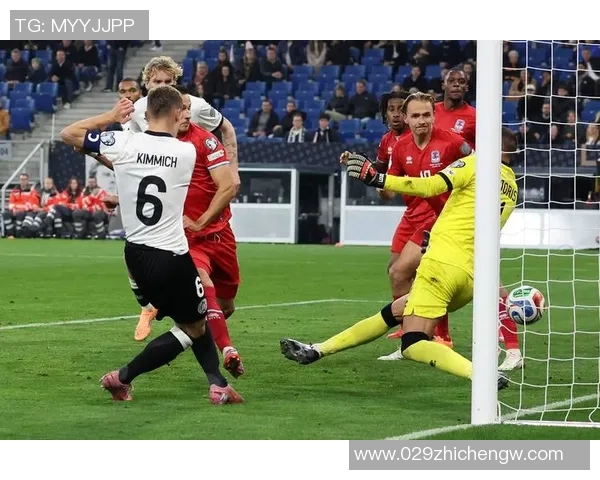 德国现役足球明星风采展示与精彩瞬间回顾